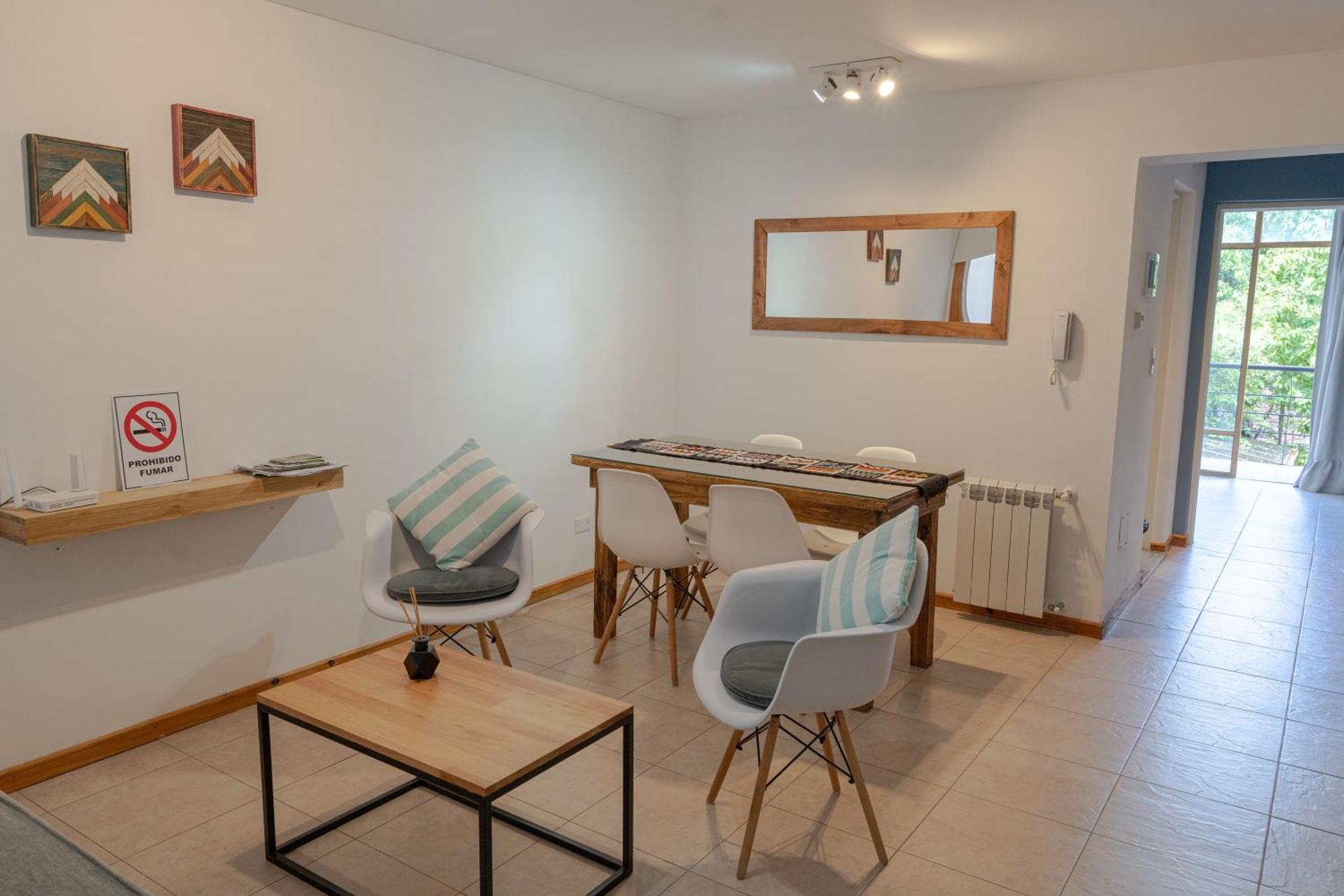 Moderno Departamento Centrico En San Martin De Los Andes - Habitatsma Zewnętrze zdjęcie